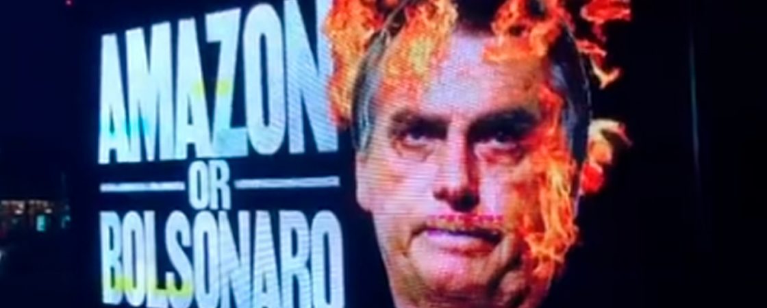 VÍDEOS: Em Nova York, Bolsonaro chama manifestantes de ‘acéfalos’ e Queiroga faz gesto obsceno