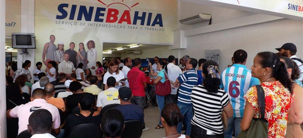 Confira as vagas de emprego para Salvador e municípios do interior da Bahia nesta sexta-feira (8)