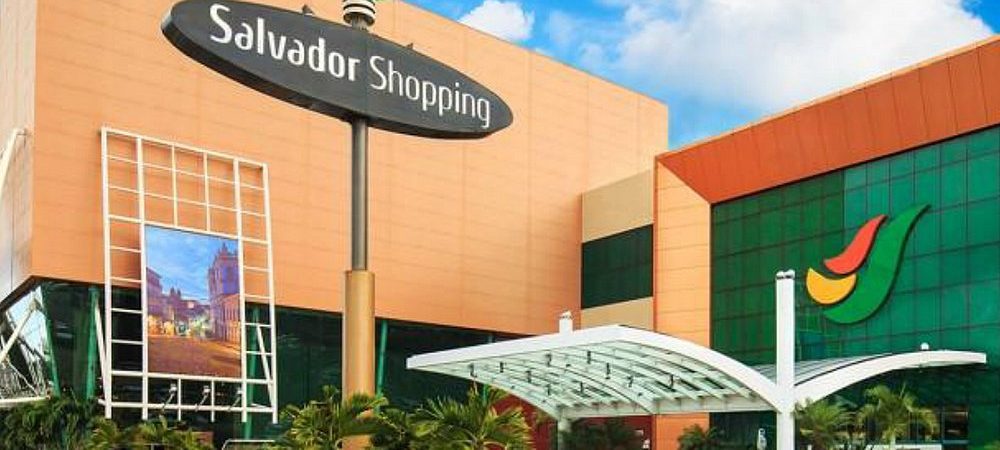 Dois homens são baleados em troca de tiros nas imediações de shopping em Salvador