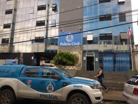 Salvador: Homem é morto a tiros no trânsito, em São Cristóvão