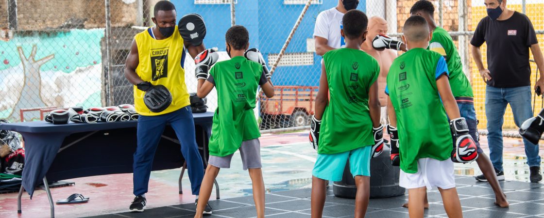 Lauro de Freitas: Circuito de esportes oferece aulas gratuitas de boxe, basquete e badminton
