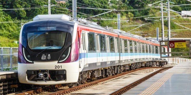 Metrô funcionará com horários normais no feriado do Dia dos Comerciários