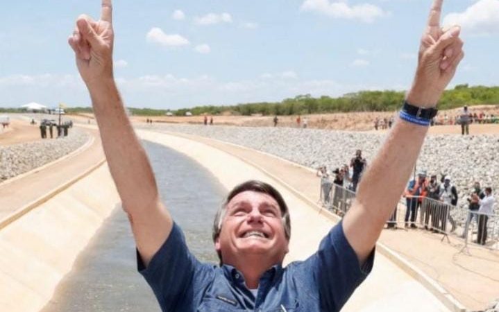 No Nordeste, Bolsonaro inaugura obra para distribuição de água que não pode funcionar