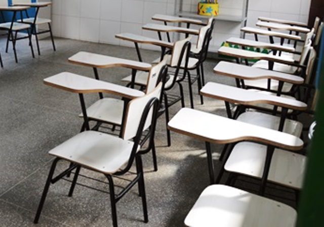 Seis escolas municipais são extintas em Feira de Santana