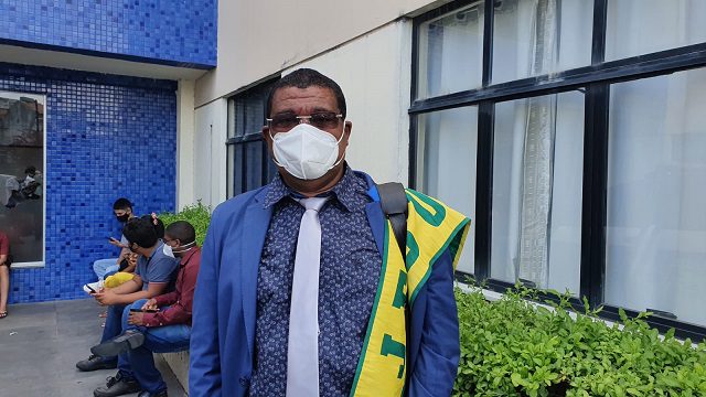 Vereador diz que prefeito de Feira de Santana contrata mulheres para assediar parlamentares