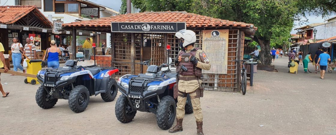 Polícia prende homem suspeito de vender cocaína em Praia do Forte