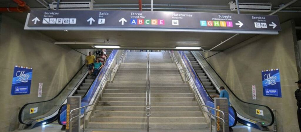 Salvador: Escadas rolantes da Estação da Lapa completam um mês sem funcionar