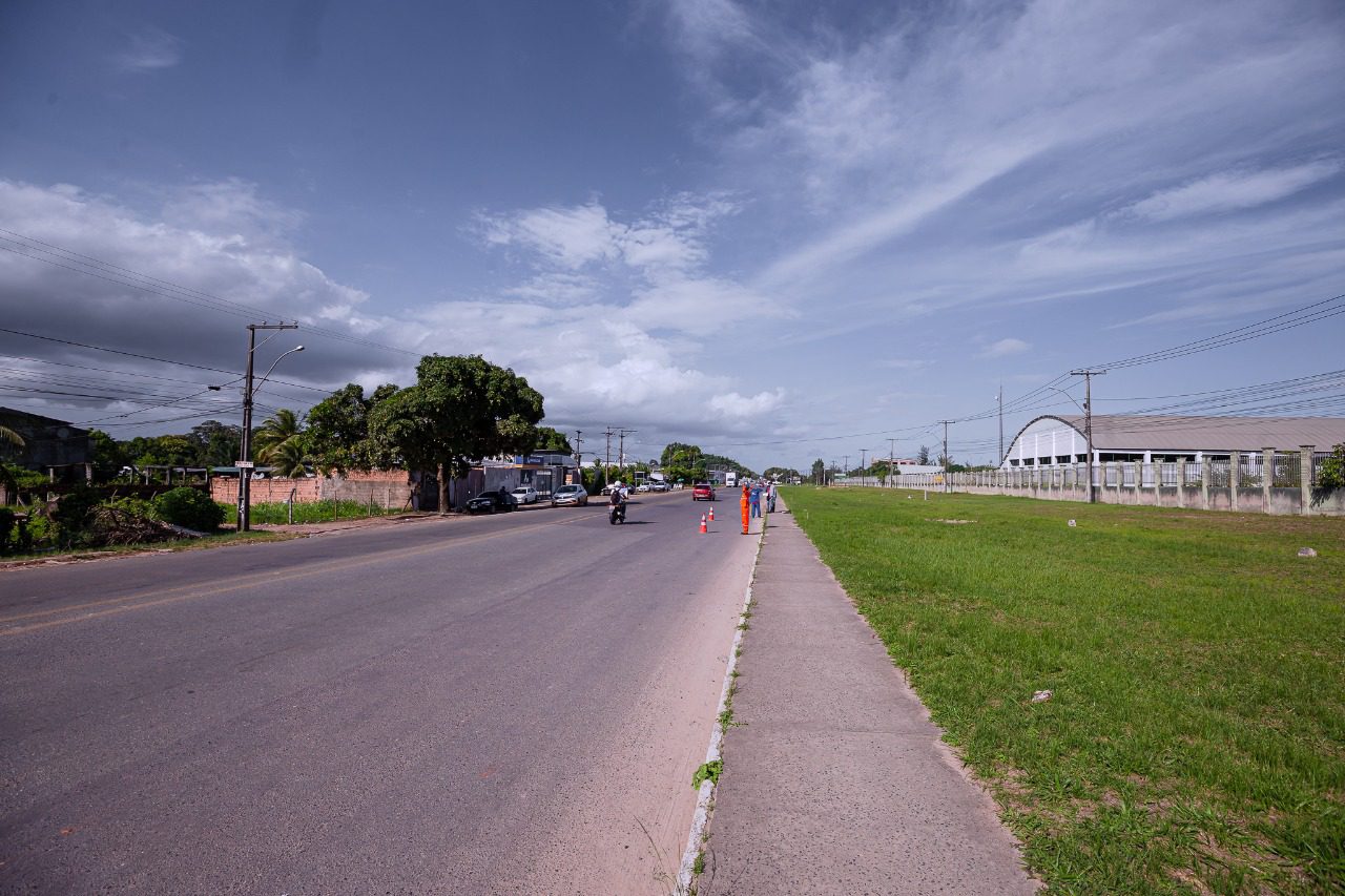 Obras irão interditar parte da Estrada da Cetrel a partir de segunda (29/11); veja as opções tráfego