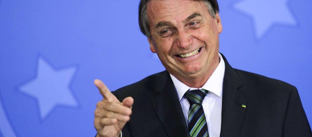 Bolsonaro vai receber aposentadoria de R$ 30 mil