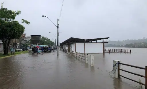 Centro de Canoagem de Ubaitaba é inundado em enchente