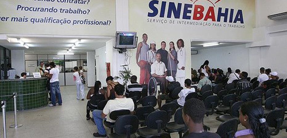 Confira as vagas de emprego oferecidas pelo SineBahia nesta quinta-feira (30)