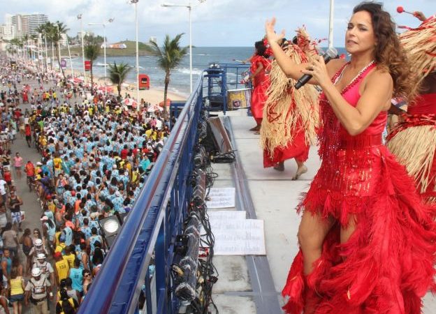Daniela Mercury anuncia que não vai desfilar no carnaval 2022