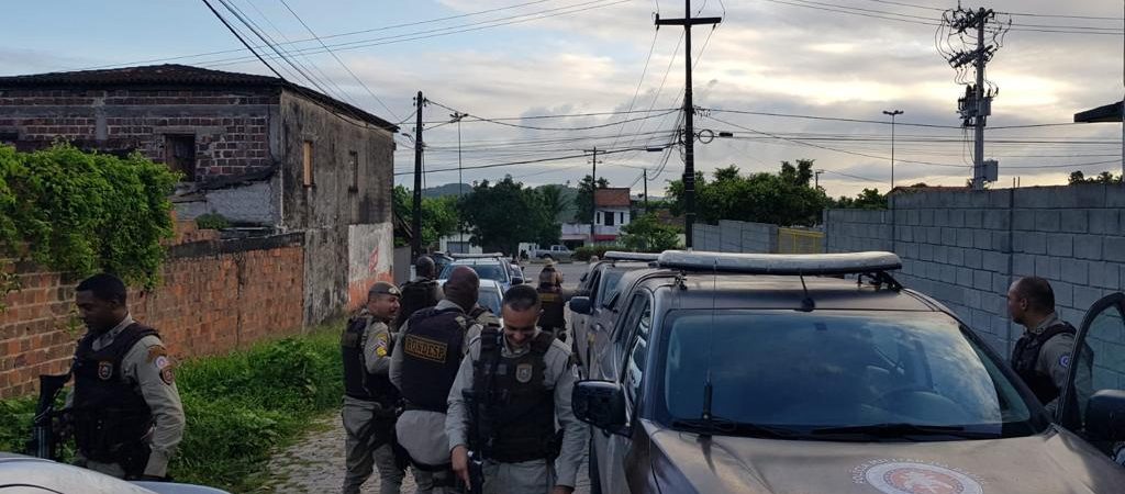 Seis suspeitos de homicídios são presos na Região Metropolitana de Salvador
