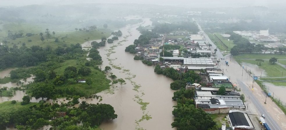 Governo libera R$ 700 milhões para auxiliar regiões afetadas pelas chuvas