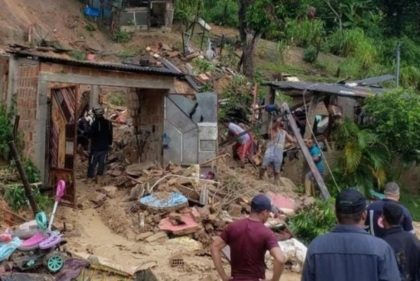 Três pessoas da mesma família morrem soterradas após deslizamento de barranco