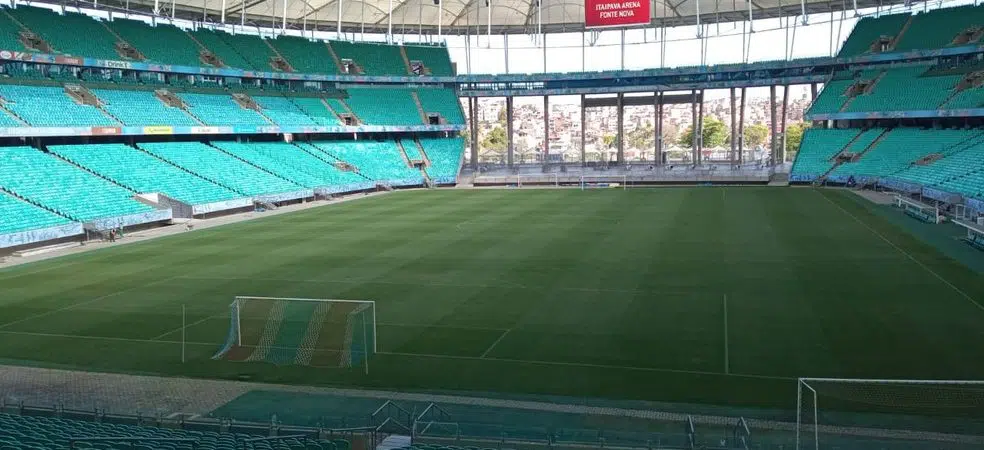 Bahia decide jogar com portões fechados para evitar prejuízo