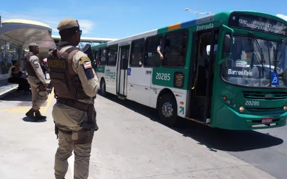 Mais de 1.270 assaltos a ônibus são registrados na capital baiana em 2021