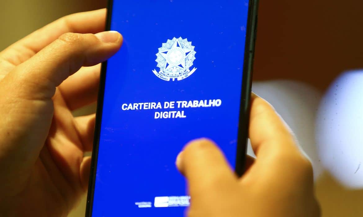 Confira as vagas de emprego em Camaçari, Simões Filho e Salvador nesta sexta