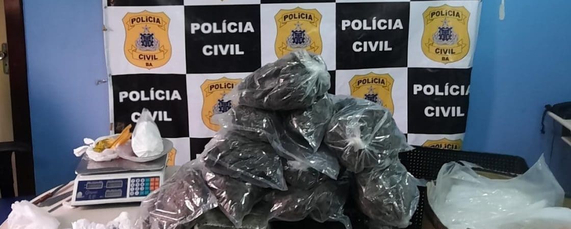Salvador: Mulher é flagrada com  27 kg de maconha e centenas de comprimidos de ecstasy