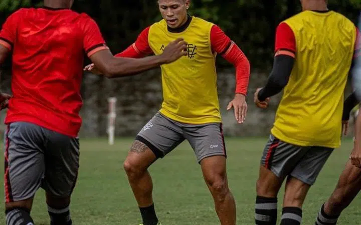 Campeonato Baiano: Dado foca na ofensiva para próxima partida do Vitória na quarta-feira (9)