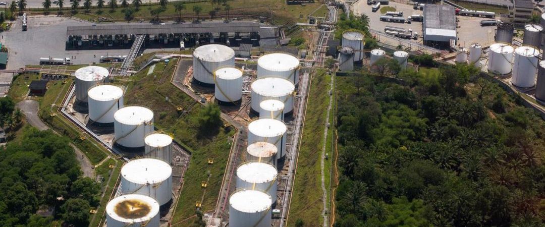 Gasolina em refinaria baiana custa 27,4% mais que da Petrobras