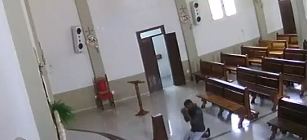 Homem é flagrado após furtar dinheiro em convento na Bahia