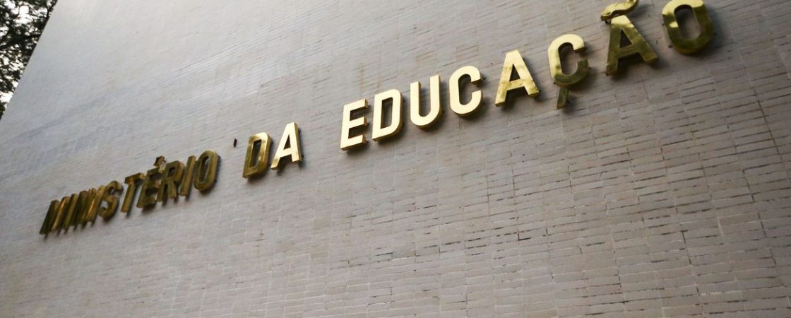 Polícia Federal instaura inquérito para apurar repasses irregulares do Ministério da Educação