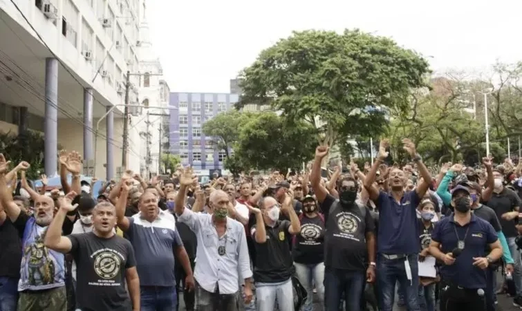 Policiais civis decretam greve geral por 72 horas na Bahia