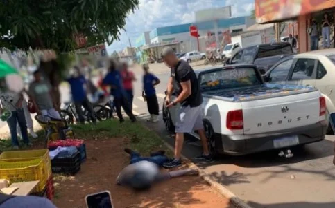 VÍDEO: Suspeito é morto ao tentar roubar carro de policial militar em semáforo