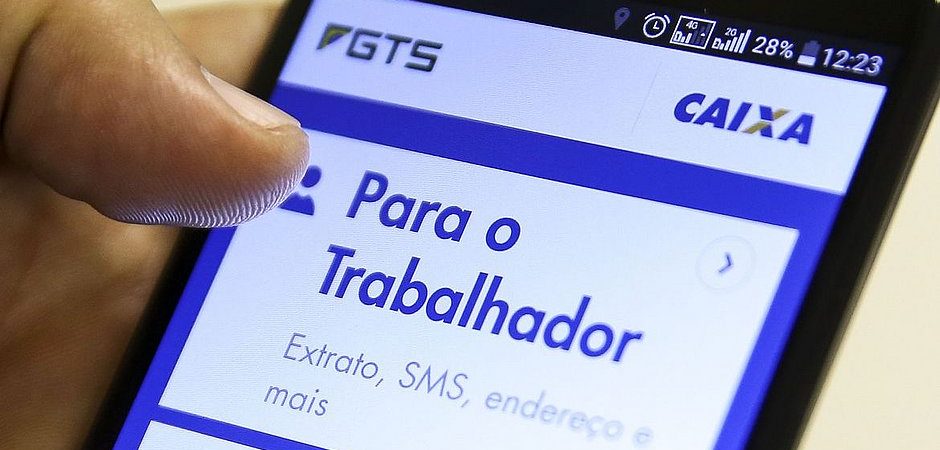 Governo Bolsonaro prepara medida para reduzir o FGTS de todos os trabalhadores