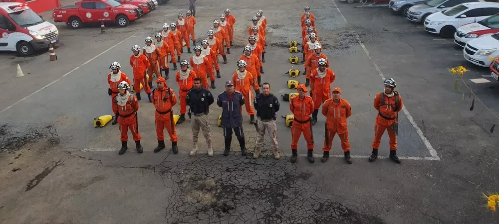 Governo da Bahia anuncia envio de bombeiros militares para o estado de Pernambuco