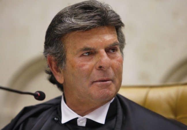 Luiz Fux defende segurança jurídica para crescimento do país