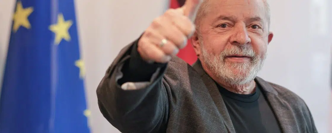Lula lidera disputa, mas diferença para Bolsonaro cai, informa Paraná Pesquisas