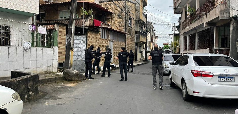 PMs presos em operação são investigados por sequestro de empresário em Salvador