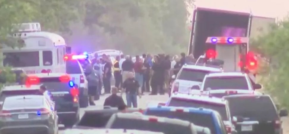 Mais de 40 corpos são encontrados em caminhão abandonado nos EUA