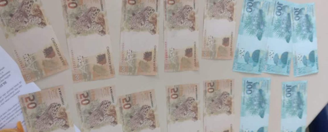 BA: Homem compra R$1 mil em notas falsas pela internet e acaba preso em agência dos Correios 