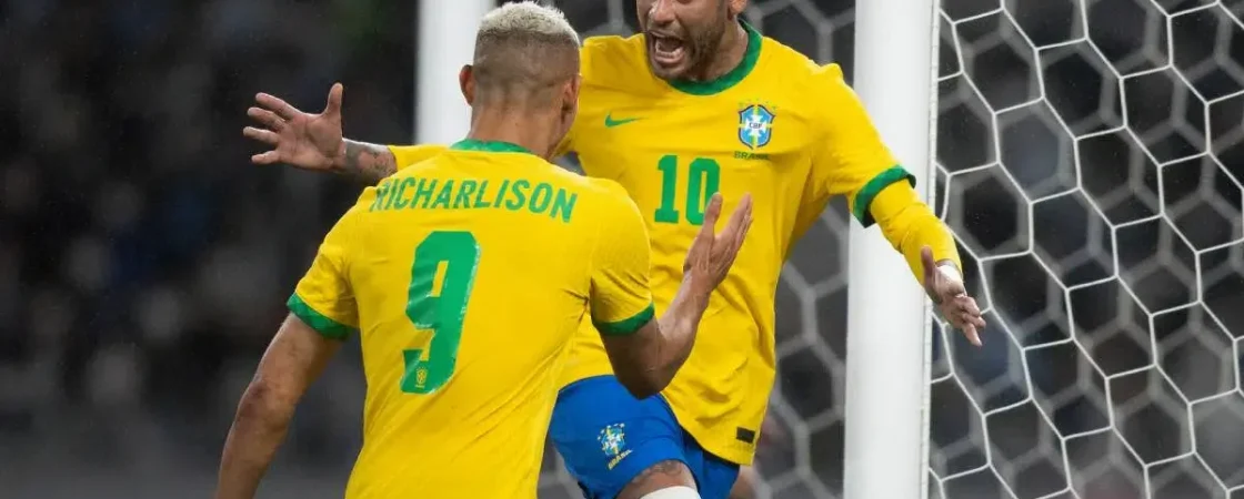 Neymar faz gol e Brasil vence Japão em amistoso