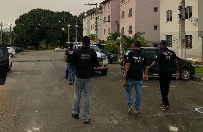 Acusados de homicídios e roubos são presos na Região Metropolitana