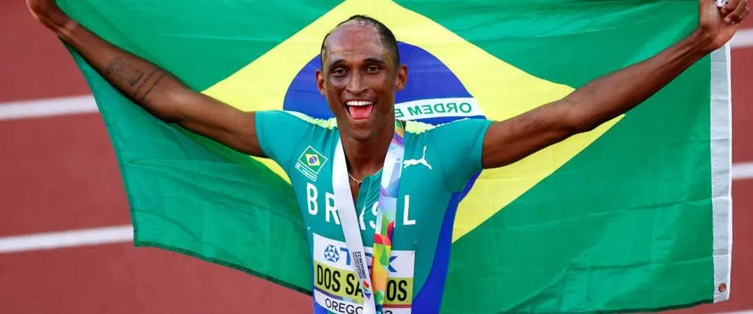 Brasileiro Alison ‘Piu’ dos Santos conquista título mundial de atletismo