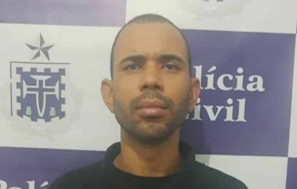 Falso policial civil é preso com farda, armas e drogas em Cruz das Almas