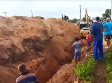 Operários de Camaçari morrem soterrados em obra da Prefeitura de Porto Seguro