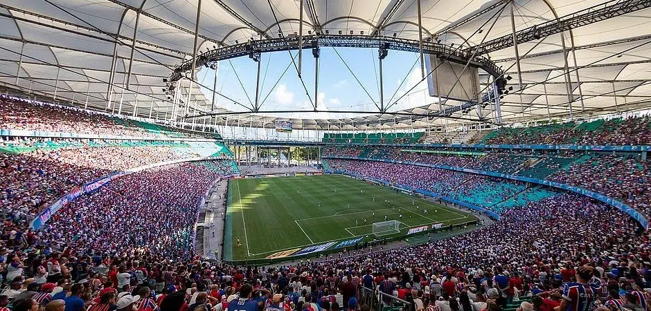 Com promoção, Bahia inicia venda geral de ingressos para duelo contra o Santos
