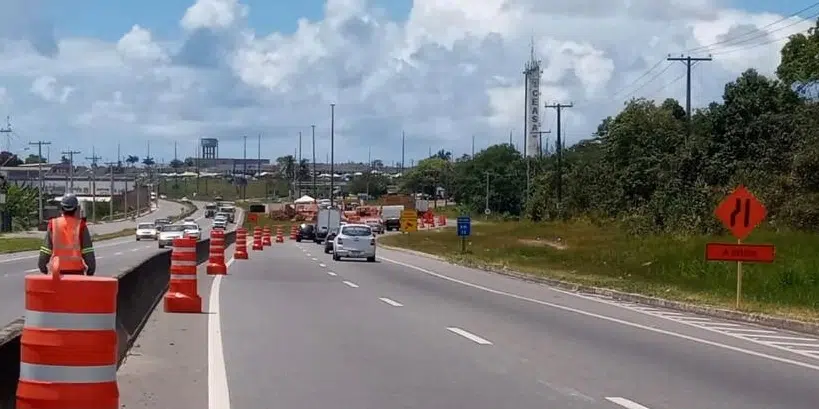 Corpo é encontrado às margens de rodovia na Região Metropolitana de Salvador