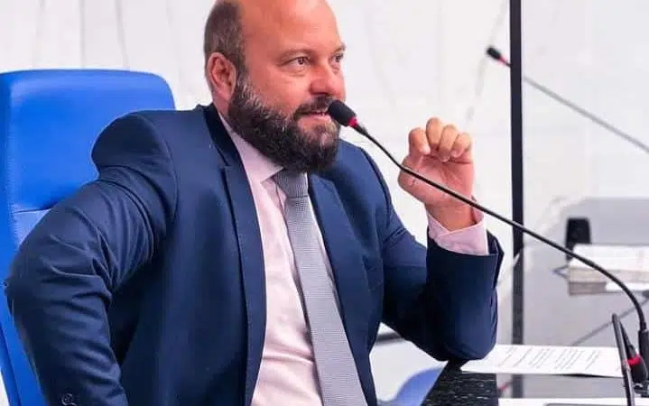 Dilson Magalhães deixa Câmara de Vereadores para assumir secretaria na Prefeitura de Camaçari
