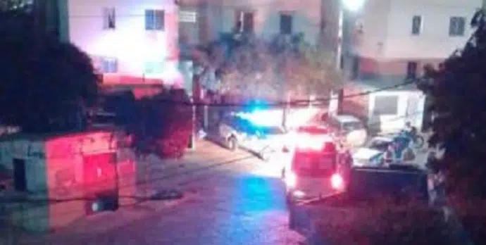 Atiradores invadem casa e matam garota de 15 anos na frente de bebê na Bahia