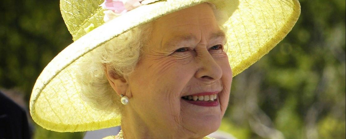 LUTO: Morre aos 96 anos a rainha Elizabeth II
