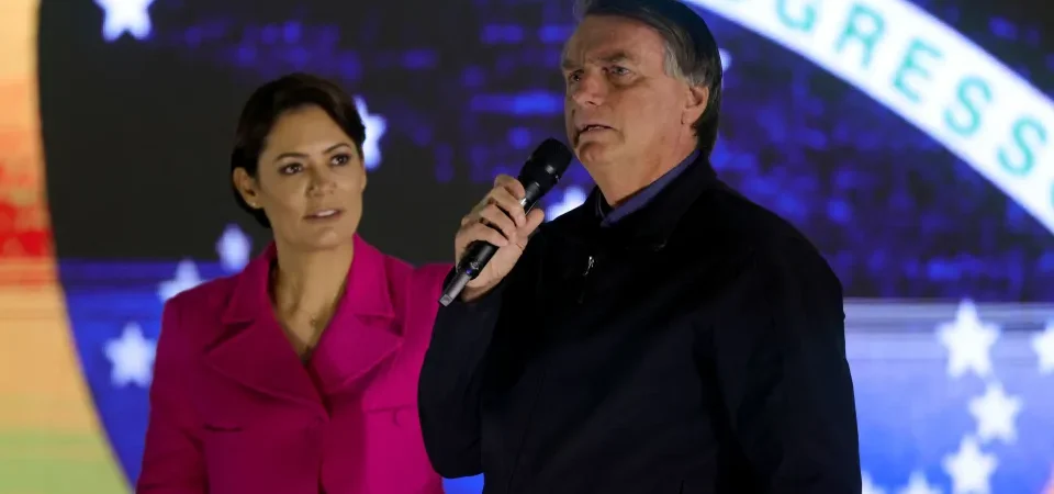 Tribunal atende pedido do PT e tira outra propaganda da esposa de Bolsonaro do ar