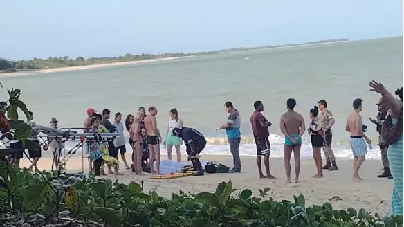 De férias na Bahia, turista morre durante banho de mar