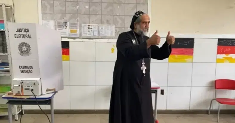 Baiano do interior, Padre Kelmon vota em Salvador