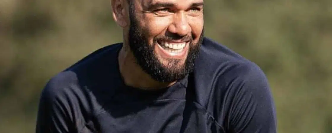 “Estou treinando como um animal”, revela Daniel Alves sobre expectativa de ser convocado para Copa